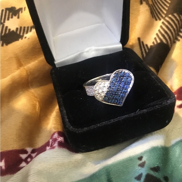 14k 585 White Gold Heart Diamond /Sapphire Ring - Picture 2 of 16